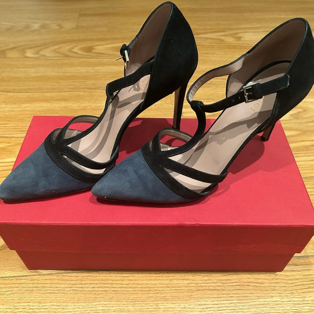 US6 Elegant Black and Blue Women's Heels